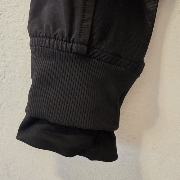Lululemon Noir Jacket II Black size 4 new no tag - Picture 6 of 13